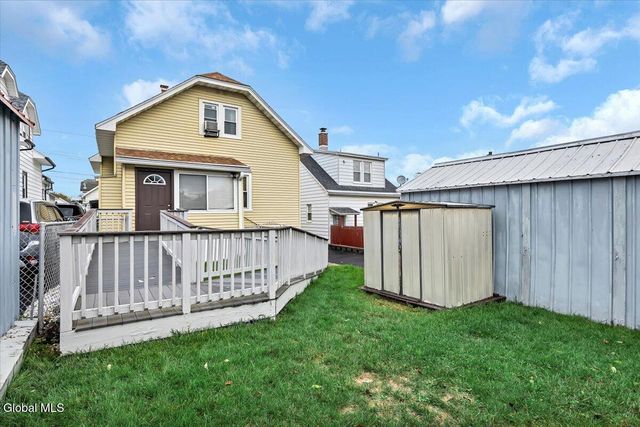 32 Bonheim Street, Albany, NY 12204