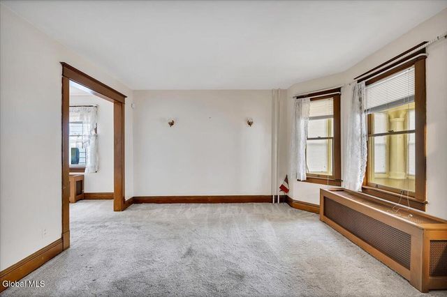 32 Bonheim Street, Albany, NY 12204