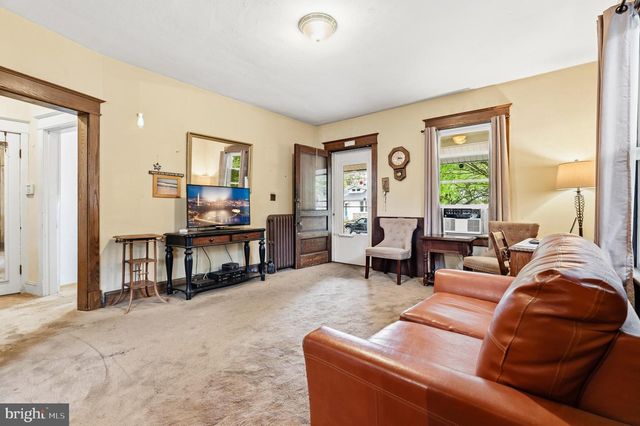 4603 OLIVER ST, Riverdale, MD 20737
