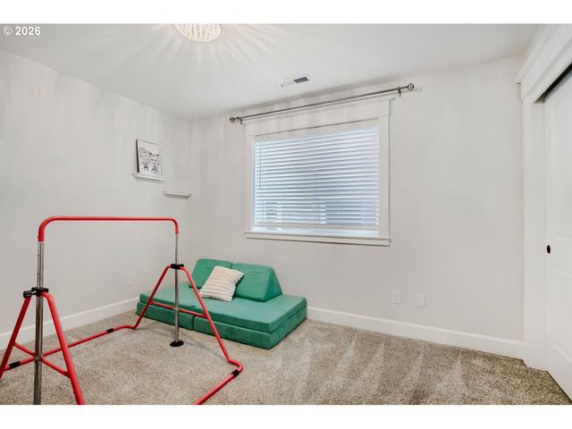 15463 Nw DOMINION Dr, Portland, OR 97229