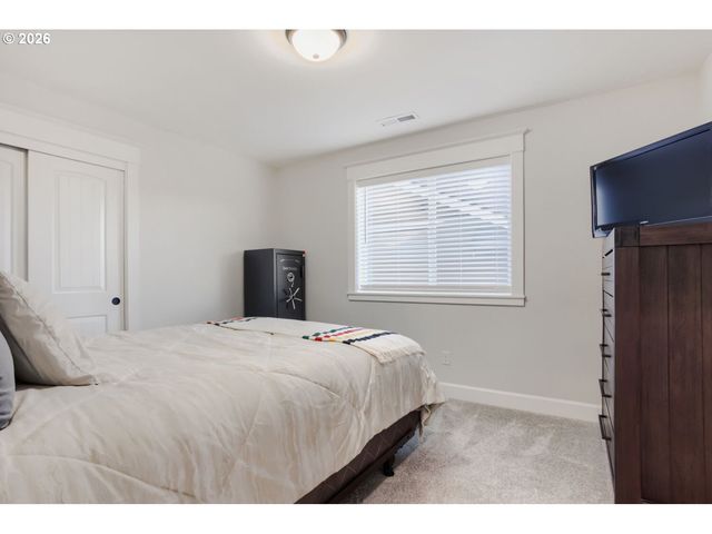 15463 Nw DOMINION Dr, Portland, OR 97229