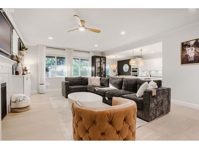 15463 Nw DOMINION Dr, Portland, OR 97229