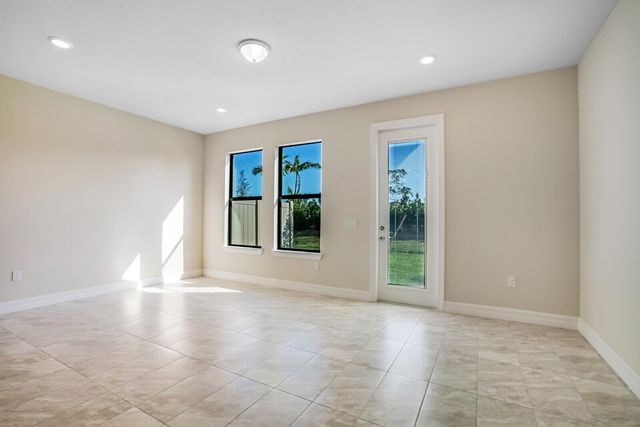 8656 Escue Street, Lake Worth, FL 33467