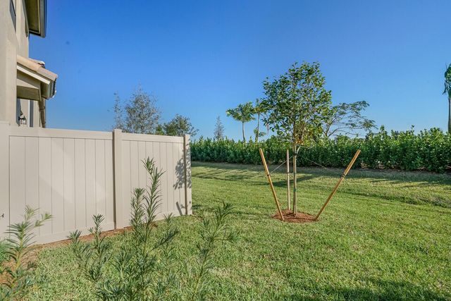 8656 Escue Street, Lake Worth, FL 33467