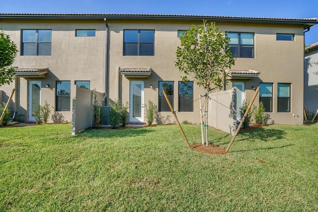 8656 Escue Street, Lake Worth, FL 33467