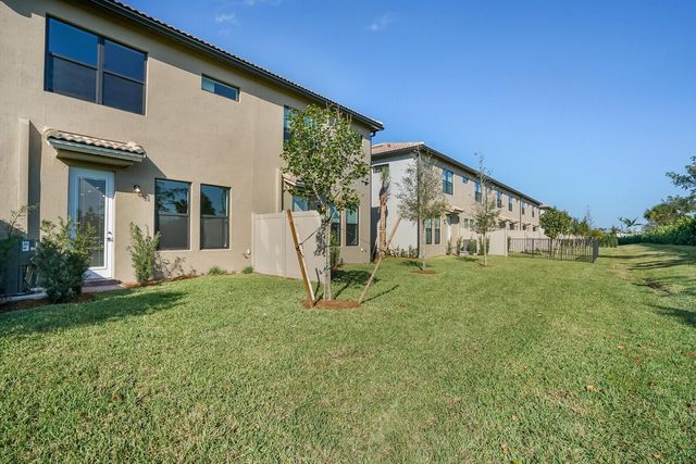 8656 Escue Street, Lake Worth, FL 33467