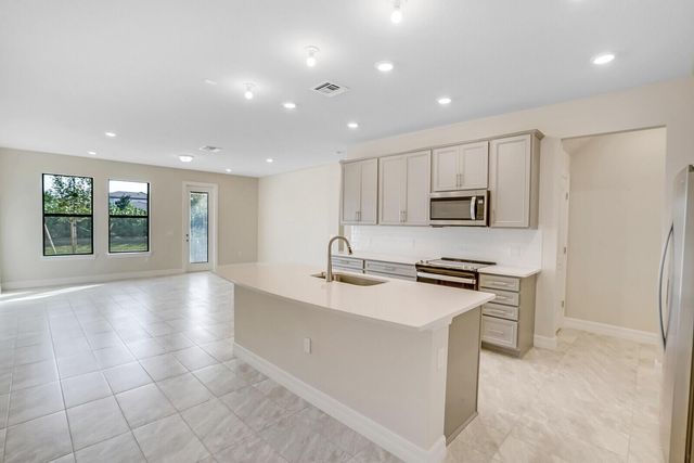 8656 Escue Street, Lake Worth, FL 33467