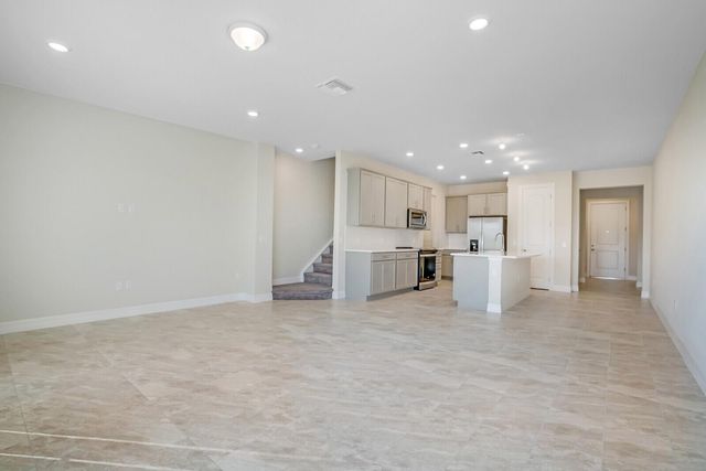 8656 Escue Street, Lake Worth, FL 33467