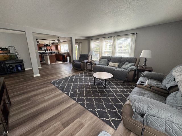 1115 Maple Run Drive, Sheridan, IN 46069
