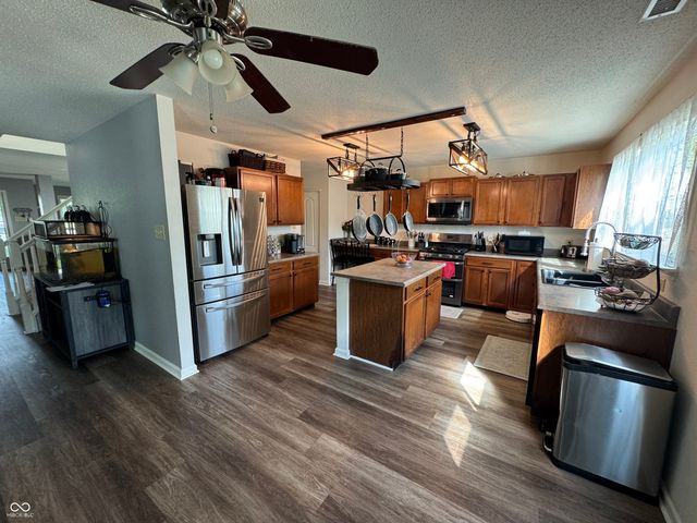 1115 Maple Run Drive, Sheridan, IN 46069