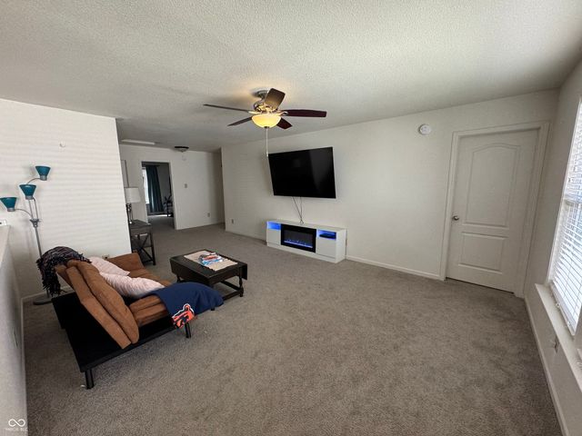 1115 Maple Run Drive, Sheridan, IN 46069