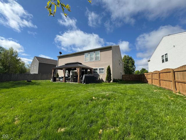1115 Maple Run Drive, Sheridan, IN 46069