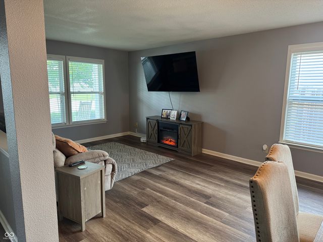 1115 Maple Run Drive, Sheridan, IN 46069
