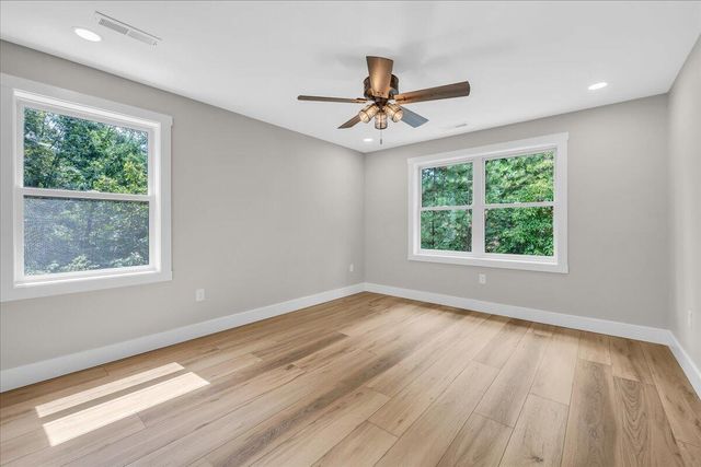 415 Thunder Ridge Drive, South Pittsburg, TN 37380