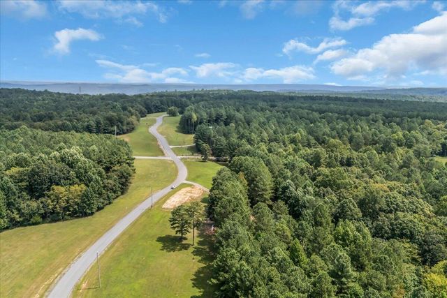 415 Thunder Ridge Drive, South Pittsburg, TN 37380