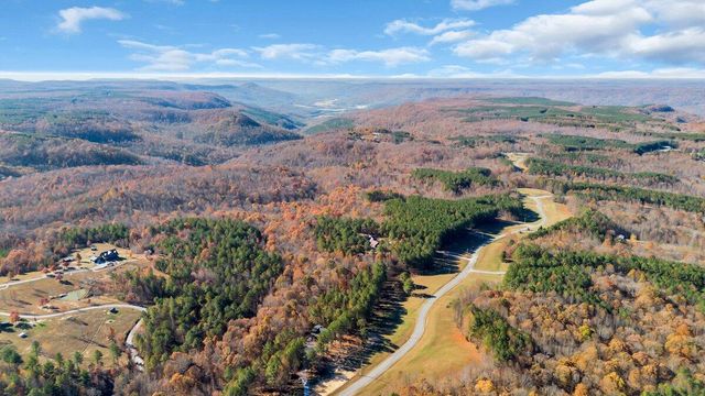 415 Thunder Ridge Drive, South Pittsburg, TN 37380