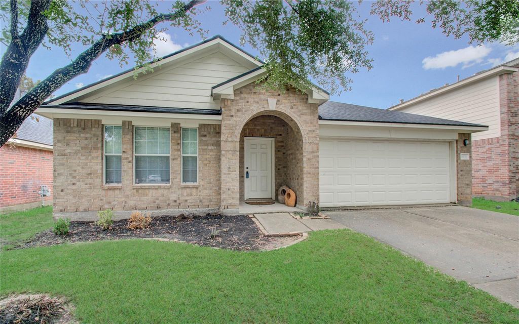 15123 Green Whisper Drive, Cypress, TX 77433