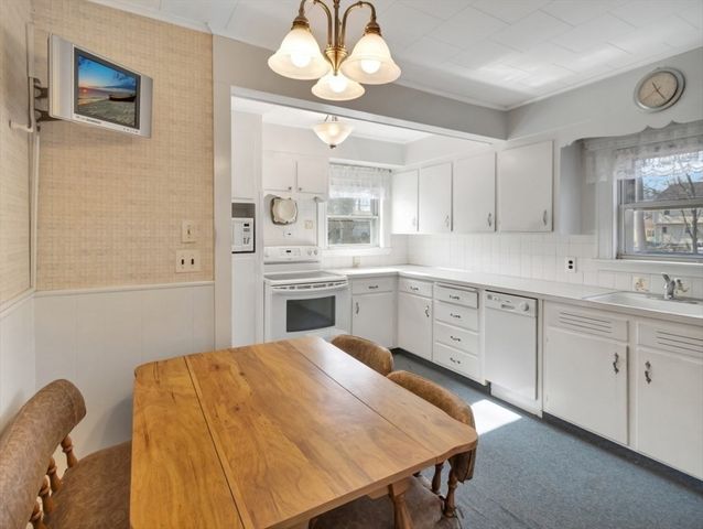 10 Allison Rd, Saugus, MA 01906