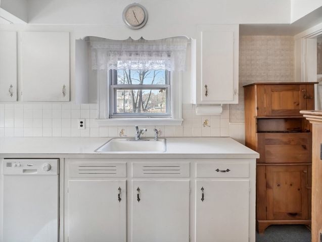 10 Allison Rd, Saugus, MA 01906