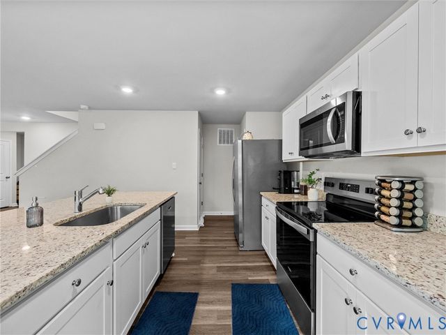 6901 Switch Cane Ct, New Kent, VA 23141