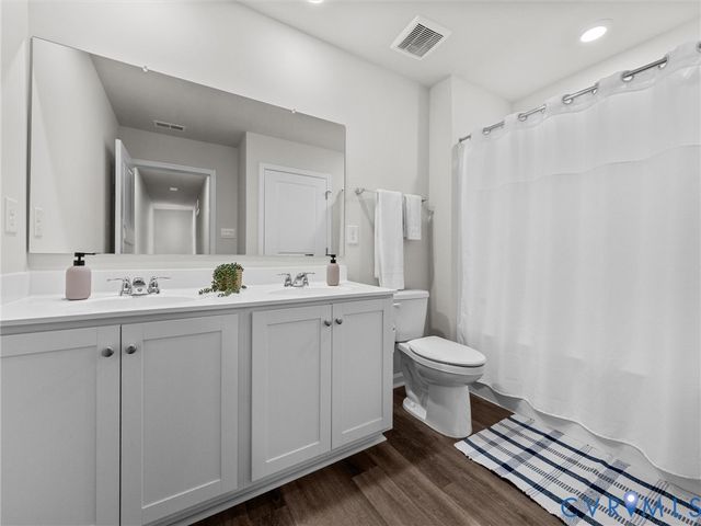 6901 Switch Cane Ct, New Kent, VA 23141