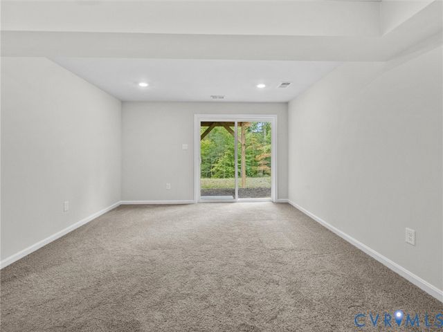 6901 Switch Cane Ct, New Kent, VA 23141