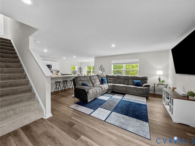 6901 Switch Cane Ct, New Kent, VA 23141