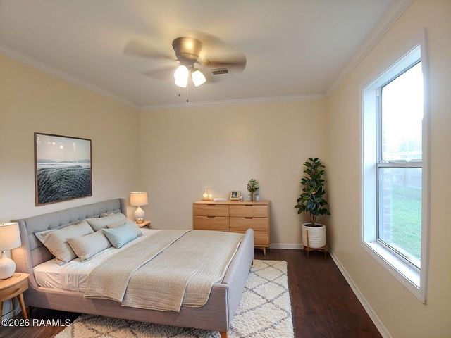 1423 W College Avenue, Opelousas, LA 70570