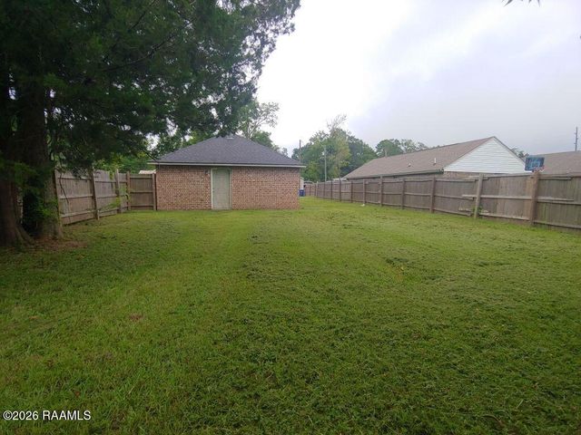 1423 W College Avenue, Opelousas, LA 70570
