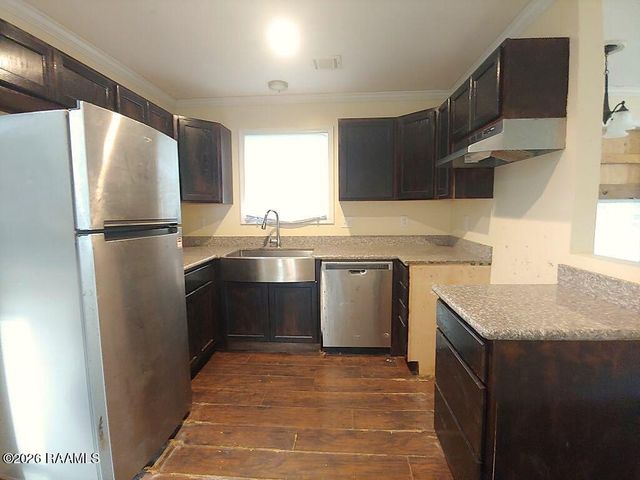1423 W College Avenue, Opelousas, LA 70570