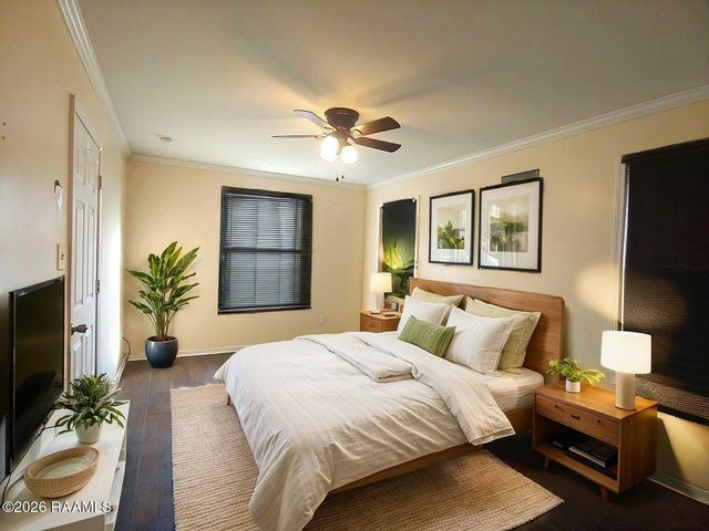 1423 W College Avenue, Opelousas, LA 70570