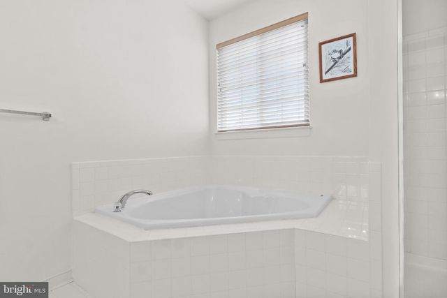 5 SAINT GEORGE ST, Ocean View, DE 19970
