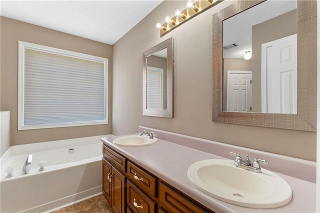 1311 Ridgeview Road, Auburn, GA 30011