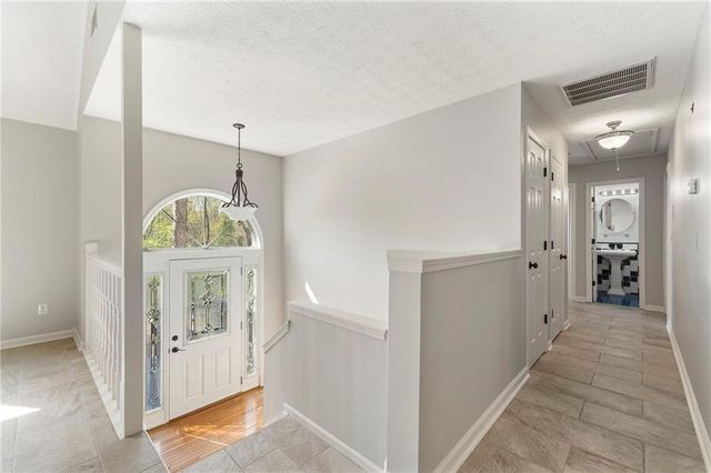 1311 Ridgeview Road, Auburn, GA 30011