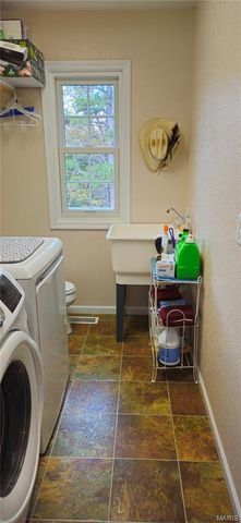 205 County Road 6550, Salem, MO 65560