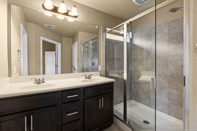 2527 Gato Del Sol, San Antonio, TX 78245