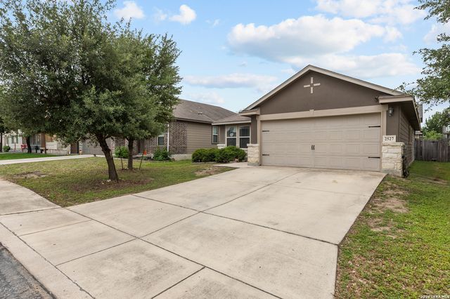 2527 Gato Del Sol, San Antonio, TX 78245