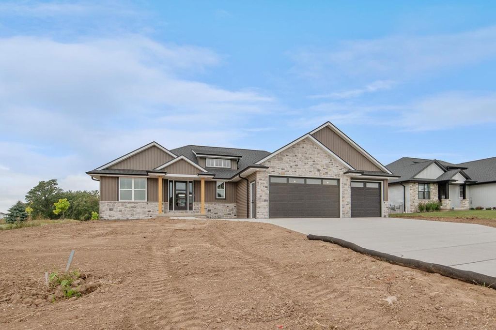 2694 WILLOW GROVE LANE, Green Bay, WI 54311