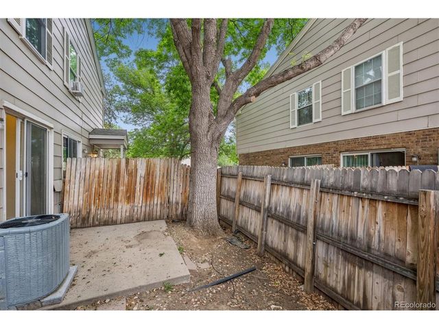 16 Amesbury St, Broomfield, CO 80020