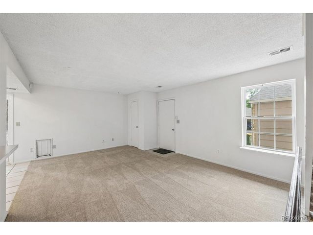 16 Amesbury St, Broomfield, CO 80020