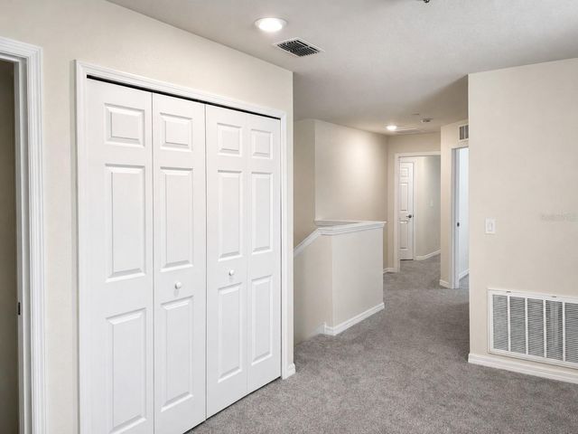 5012 SYLVESTER LOOP, Tampa, FL 33610
