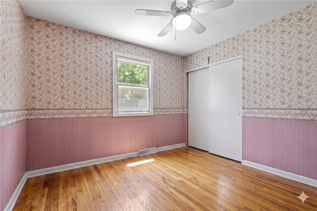 15 Hanley Lane, Warren, RI 02885