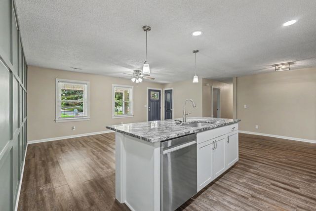 330 Oxford Road, Ladson, SC 29456