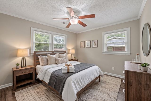 330 Oxford Road, Ladson, SC 29456