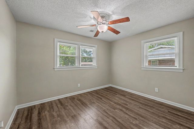 330 Oxford Road, Ladson, SC 29456