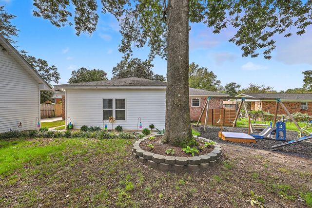 330 Oxford Road, Ladson, SC 29456