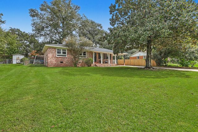 330 Oxford Road, Ladson, SC 29456