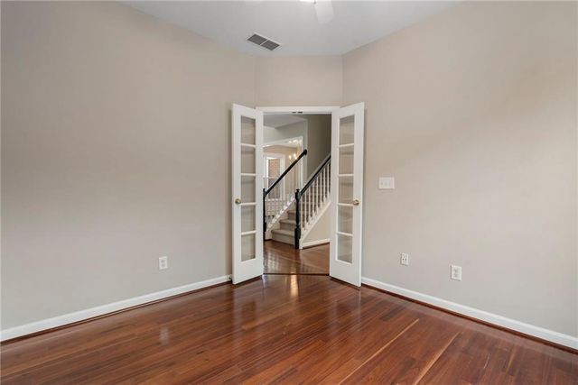 2420 Greyhurst Way SW, Smyrna, GA 30082