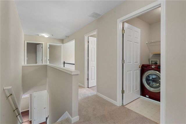 2420 Greyhurst Way SW, Smyrna, GA 30082