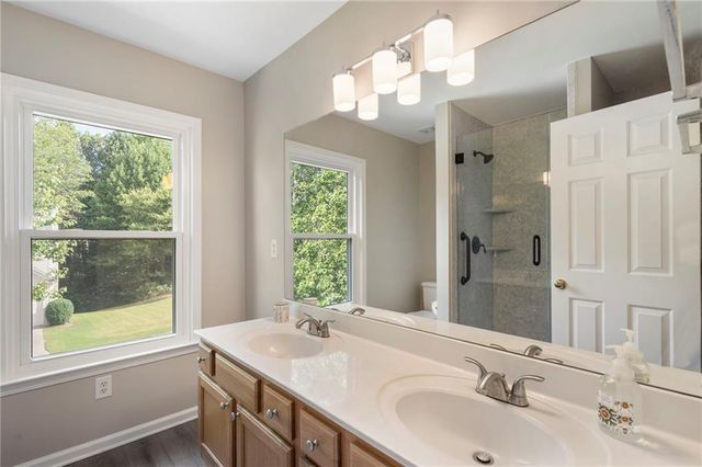 2420 Greyhurst Way SW, Smyrna, GA 30082